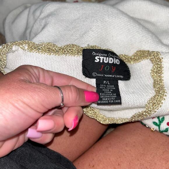 Vintage White Christmas Sweater 90s Beaded Xmas Poinsettia Embroidered Jumper LG - Picture 7 of 7